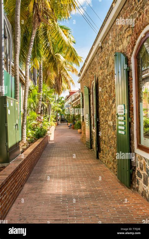 st thomas downtown shopping